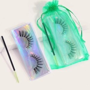 1 pair volumized eyelashes with brush